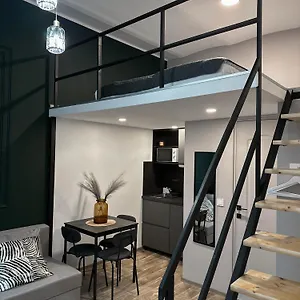 Ya House Apartahotel